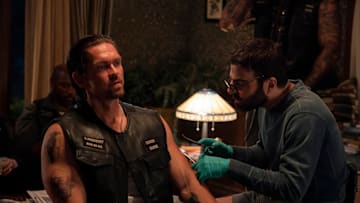BRILLIANT MINDS -- "The Lost Biker" Episode 103 -- Pictured: (l-r) Steve Howey as Wyatt James, Zachary Quinto as Dr. Oliver Wolf -- (Photo by: Rafy/NBC)