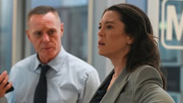 CHICAGO P.D. -- "The After" Episode 12004 -- Pictured: (l-r) Jason Beghe as Sgt. Hank Voight, Sara Bues as Asa Chapman