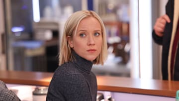 CHICAGO MED -- "Row Row Row Your Boat on a Rocky Sea" Episode 09001 -- Pictured: Jessy Schram as Dr. Hannah Asher -- (Photo by: George Burns Jr/NBC)