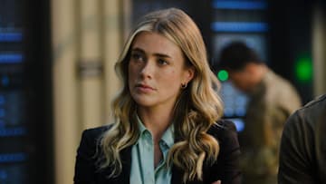 THE HUNTING PARTY -- "Clayton Jessup" Episode 102 -- Pictured: Melissa Roxburgh as Rebecca 'Bex' Henderson -- (Photo by: David Astorga/NBC)