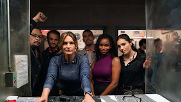 LAW & ORDER: SPECIAL VICTIMS UNIT -- "Fractured" Episode 26001 -- Pictured: (l-r) Ice T as Sgt. Odafin "Fin" Tutuola, Kevin Kane as Det. Terry Bruno, Mariska Hargitay as Capt. Olivia Benson, Octavio Pisano as Det. Joe Velasco, Aimé Donna Kelly as Capt. Curry, Juliana Aidén Martinez as Det. Kate Silva -- (Photo by: Ralph Bavaro/NBC)