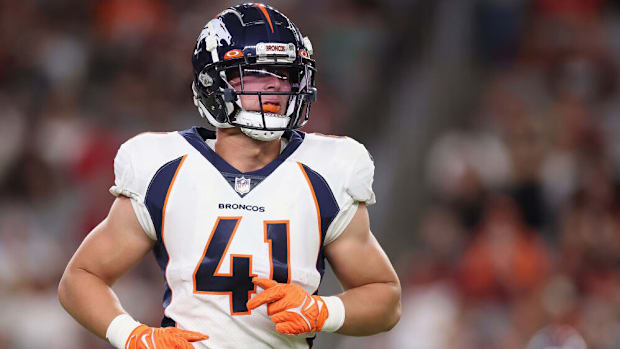 Denver Broncos linebacker Drew Sanders.