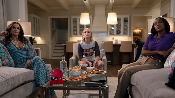 GROSSE POINTE GARDEN SOCIETY -- "Pollination" Episode 105 -- Pictured: (l-r) Melissa Fumero as Birdie, AnnaSophia Robb as Alice, Aja Naomi King as Catherine -- (Photo by: Daniel Delgado/NBC)