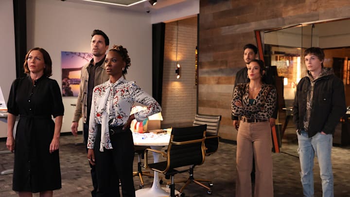 FOUND -- "Missing While Seeking Asylum" Episode 215 -- Pictured: (l-r) Kelli Williams as Margaret, Brett Dalton as Detective Mark Trent, Shanola Hampton as Gabi Mosely, Karan Oberoi as Dahn, Gabrielle Walsh as Lacey, Parker Daniel Queenan as Jamie -- (Photo by: Matt Miller/NBC)