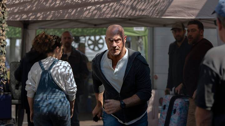 LAW & ORDER: ORGANIZED CRIME -- Pictured: (l-r) Christopher Meloni as Detective Elliot Stabler -- (Photo by: Virginia Sherwood/PEACOCK)