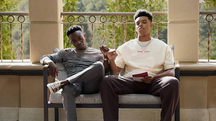 BEL-AIR -- "Out all Night" Episode 304 -- Pictured: (l-r) Olly Sholotan as Carlton, Jabari Banks as Will  (Photo by: Greg Gayne/PEACOCK)