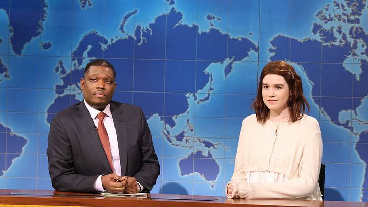 SATURDAY NIGHT LIVE -- Episode 1894 -- Pictured: (l-r) Anchor Michael Che and Jane Wickline as Tamara during Weekend Update on Saturday, January 17, 2026 -- (Photo by: Will Heath/NBC)