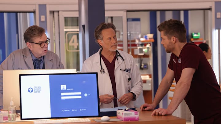 CHICAGO MED -- "The Stories We Tell Ourselves" Episode 1019 -- Pictured: (l-r) Oliver Platt as Dr. Daniel Charles, Steven Weber as Dr. Dean Archer, Luke Mitchell as Dr. Mitch Ripley -- (Photo by: George Burns Jr/NBC)