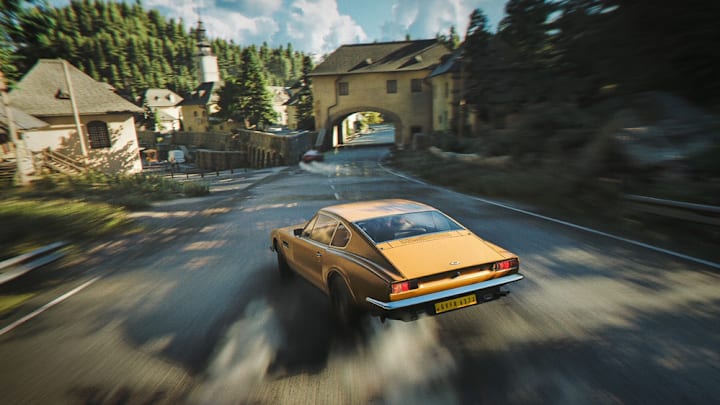 Bond drives a car in 007 First Light