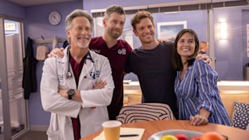 CHICAGO MED -- "Horseshoes and Hand Grenades" Episode 1103 -- Pictured: (l-r) Steven Weber as Dr. Dean Archer, Luke Mitchell as Dr. Mitch Ripley, Nick Gehlfuss as Dr. Will Halstead, Torrey DeVitto as Dr. Natalie Manning 
