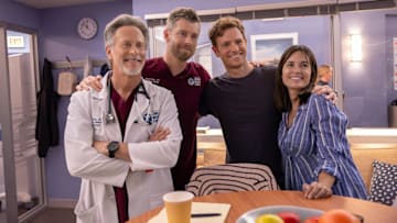 CHICAGO MED -- "Horseshoes and Hand Grenades" Episode 1103 -- Pictured: (l-r) Steven Weber as Dr. Dean Archer, Luke Mitchell as Dr. Mitch Ripley, Nick Gehlfuss as Dr. Will Halstead, Torrey DeVitto as Dr. Natalie Manning 