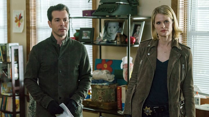 CHICAGO JUSTICE -- "Lily's Law" Episode 108 -- Pictured: (l-r) Jon Seda as Antonio Dawson, Joelle Carter as Laura Nagel -- (Photo by: Parrish Lewis/NBC)
