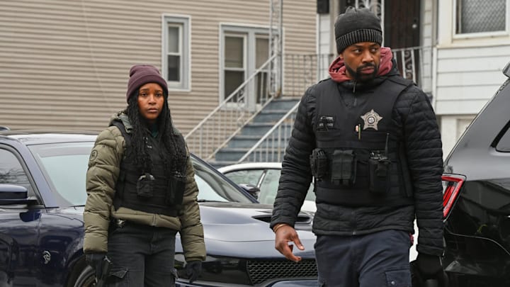 CHICAGO P.D. -- "Demons" Episode 12018 -- Pictured: (l-r) Toya Turner as Kiana Cook, LaRoyce Hawkins as Officer Kevin Atwater -- (Photo by: Lori Allen/NBC)