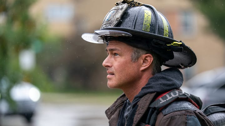CHICAGO FIRE -- "Pierce The Vein" Episode 1407 -- Pictured: Taylor Kinney as Kelly Severide 