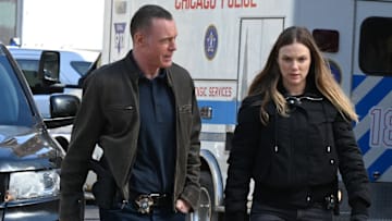 CHICAGO P.D. -- "Water Line" Episode 11011 -- Pictured: (l-r) Jason Beghe as Hank Voight, Tracy Spiridakos as Hailey Upton -- (Photo by: Lori Allen/NBC)