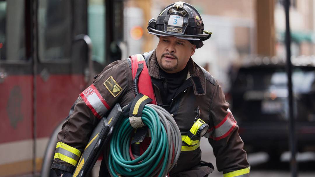 CHICAGO FIRE -- "Firehouse 66" Episode 1416 -- Pictured: Joe Minoso as Cruz 