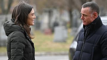 CHICAGO P.D. -- "The Ghost in You" Episode 1013 -- Pictured: (l-r) Sara Bues as ASA Chapman, Jason Beghe as Hank Voight -- (Photo by: Lori Allen/NBC)