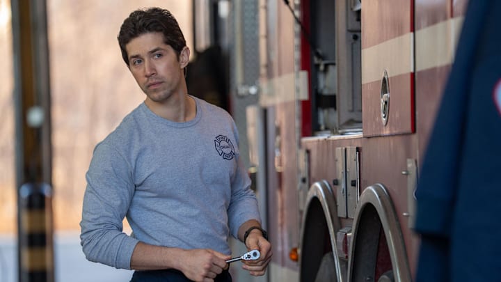 CHICAGO FIRE -- "Exit Point" Episode 1419 -- Pictured: Brandon Larracuente as Sal Vasquez