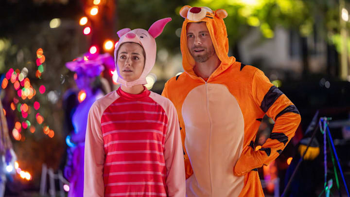 CHICAGO MED -- "What's Hiding in the Dark" Episode 1105 -- Pictured: (l-r) Holly Curran as Sadie Smith, Luke Mitchell as Dr. Mitch Ripley 