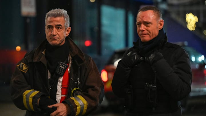 CHICAGO P.D. -- "In The Trenches: Part III" Episode 12014 -- Pictured: (l-r) Dermot Mulroney as Chief Dom Pascal, Jason Beghe as Sgt. Hank Voight 