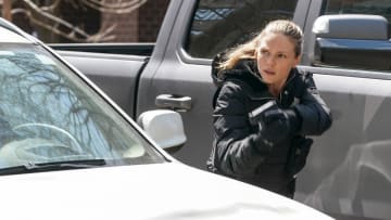 CHICAGO P.D. -- "Safe" Episode 814 -- Pictured: Tracy Spiridakos as Hailey Upton -- (Photo by: Lori Allen/NBC)