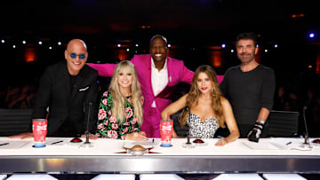 AMERICA'S GOT TALENT -- "Auditions" -- Pictured: (l-r) Howie Mandel, Heidi Klum, Terry Crews, Sofia Vergara, Simon Cowell -- (Photo by: Trae Patton/NBC)