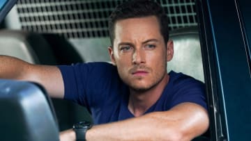 CHICAGO P.D. -- "Rage" Episode 902 -- Pictured: Jesse Lee Soffer as Jay Halstead -- (Photo by: Lori Allen/NBC)