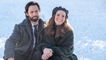 THIS IS US -- "Don't Let Me Keep You" Episode 604 -- Pictured: (l-r) Milo Ventimiglia as Jack, Mandy Moore as Rebecca --