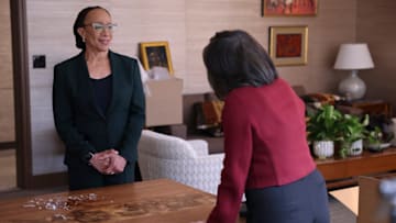 CHICAGO MED -- "In The Wake" Episode 1012 -- Pictured: S. Epatha Merkerson as Sharon Goodwin -- (Photo by: George Burns Jr/NBC)