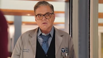 CHICAGO MED -- "The Invisible Hand" Episode 1020 -- Pictured: Oliver Platt as Dr. Daniel Charles -- (Photo by: Elizabeth Sisson/NBC)