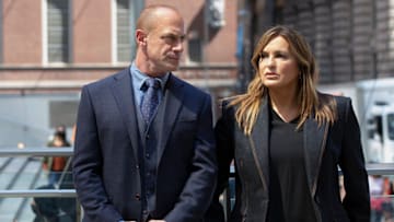 LAW & ORDER: ORGANIZED CRIME -- "Forget It, Jake; It's Chinatown" Episode 108 -- Pictured: (l-r) Christopher Meloni as Detective Elliot Stabler, Mariska Hargitay as Captain Olivia Benson -- (Photo by: Eric Liebowitz/NBC)