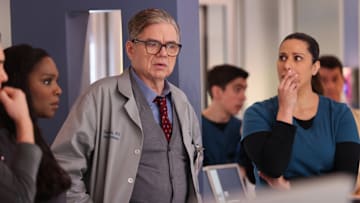 CHICAGO MED -- "Down In A Hole" Episode 1015 -- Pictured: (l-r) Marlyne Barrett as Maggie Lockwood, Oliver Platt as Dr. Daniel Charles, Lorena Diaz as Nurse Doris -- (Photo by: George Burns Jr/NBC)