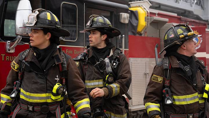 CHICAGO FIRE -- "Sway" Episode 1417 -- Pictured: (l-r) Miranda Rae Mayo as Stella Kidd, Brandon Larracuente as Sal Vasquez, David Eigenberg as Christopher Herrmann 