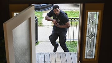 CHICAGO P.D. -- "Blood Bleeds Blue" Episode 12002 -- Pictured: LaRoyce Hawkins as Officer Kevin Atwater -- (Photo by: Lori Allen/NBC)