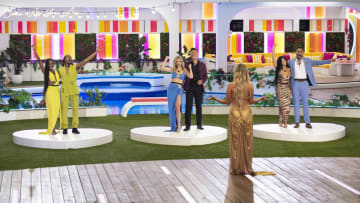 LOVE ISLAND USA -- Episode 601 -- Pictured: (l-r) Serena Page, Kordell Beckham, Kaylor Martin, Aaron Evans, Ariana Madix, Hannah Smith, Kendall Washington -- (Photo by: Ben Symons/Peacock)