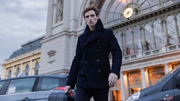 THE DAY OF THE JACKAL -- Episode 101 -- Pictured: Eddie Redmayne as the Jackal -- (Photo by: Marcell Piti/Carnival Film & Television Limited)