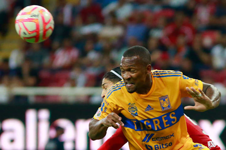 Angel Zaldivar, Samir de Souza