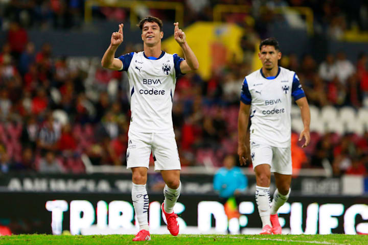 Oliver Torres