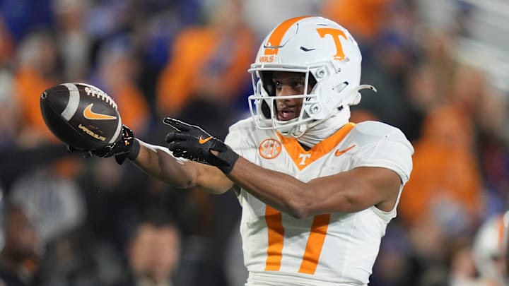 Tennessee wide receiver Chris Brazzell II (17) signals a first down during a NCAA football game against Kentucky at Kroger Field in Lexington, Kentucky on Oct. 25, 2025.