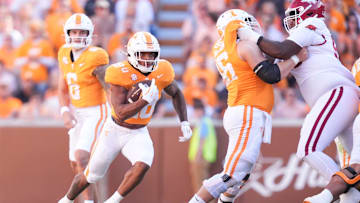 Tennessee running back DeSean Bishop (18) runs the ball during a college football game between Tennessee and Arkansas at Neyland Stadium in Knoxville, Tennessee on Oct. 11, 2025.