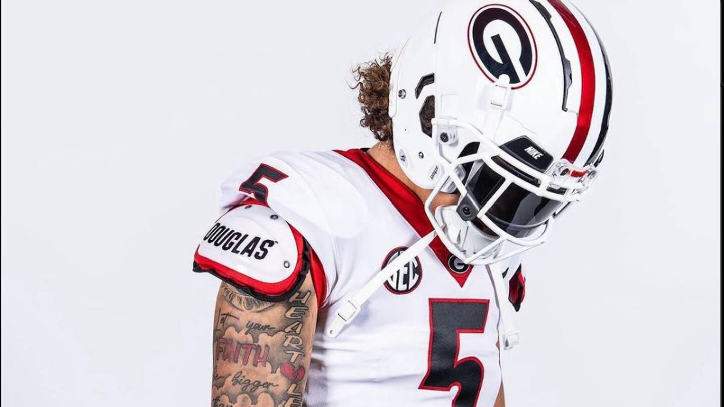 Jadon Perlotte Flips from Georgia