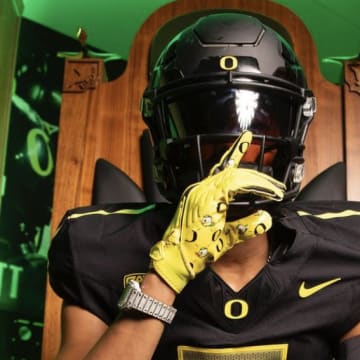 4-star athlete Brandon Finney on his official visit to Oregon