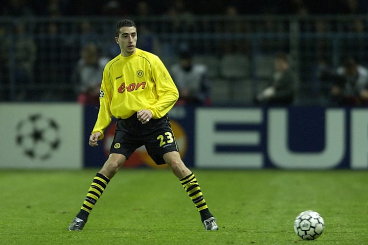 Soccer UEFA Cup 2003-2004: AJ Auxerre vs Borussia Dortmund