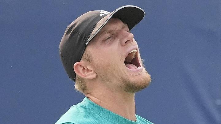 Alejandro Davidovich Fokina reacts to a point