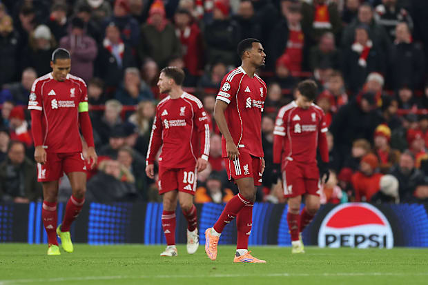 ทีมลิเวอร์พูลเจอกับ พีเอสวี ทีมลิเวอร์พูลเจอกับ พีเอสวี