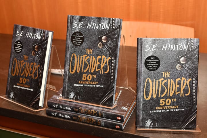 S.E. Hinton Celebrates 50th Anniversary Of "The Outsiders"