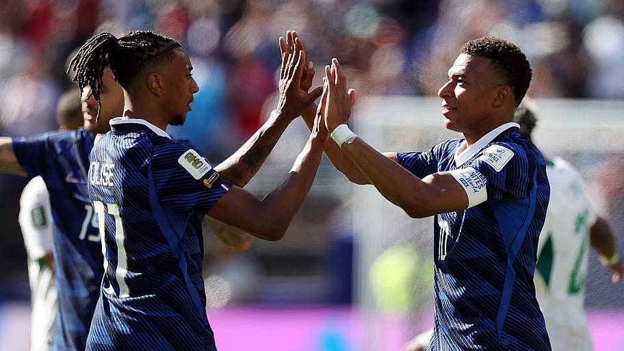 Michael Olise, Kylian Mbappé