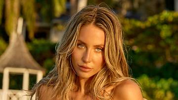Alix Earle was photographed by Yu Tsai in Jamaica. 