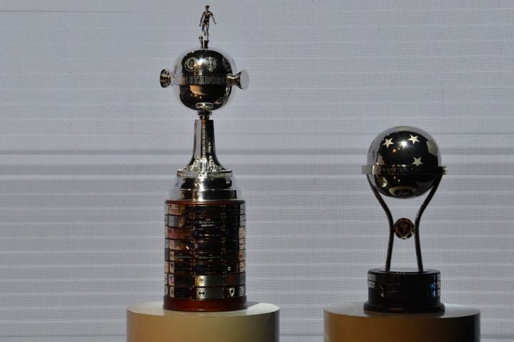 FBL-LIBERTADORES-SUDAMERICANA-ROUND OF 16-DRAW-TROPHY