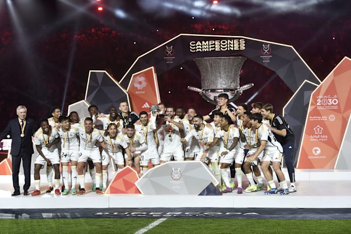 Real Madrid v Barcelona - Spanish Super Cup